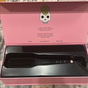 Amika Black Hair Straightening Brush